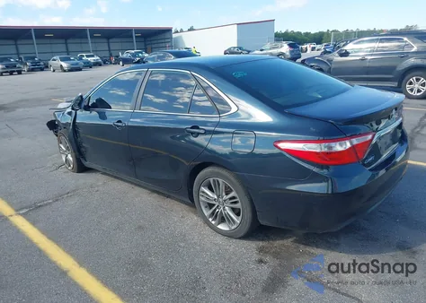 2016 Toyota Camry Se z USA, uszkodzony, nr VIN 4T1BF1FK8GU169235